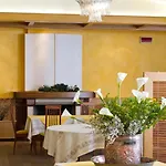 Roma 호텔 3*